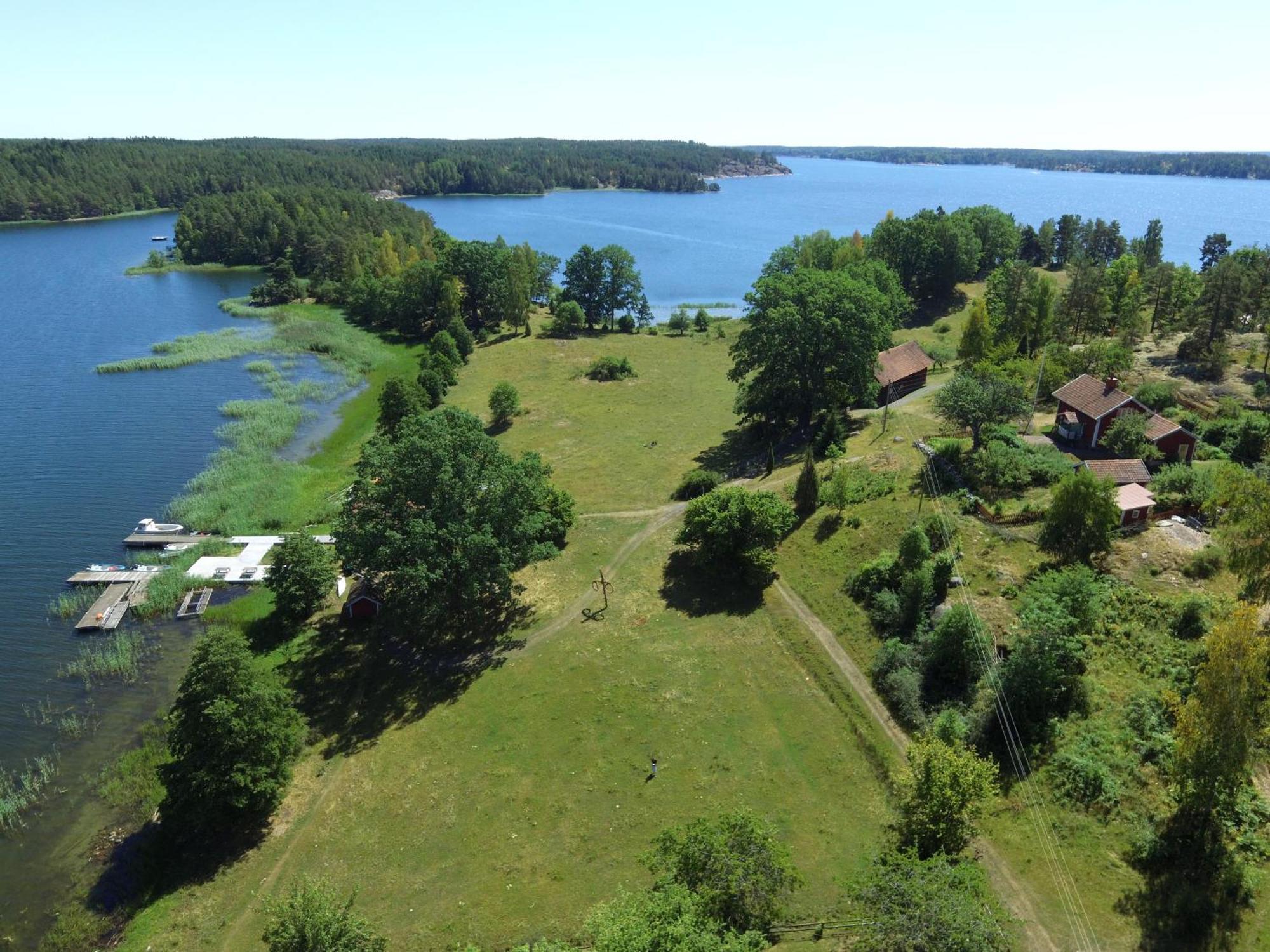 Gaerdsholmens Skaergardshemman "Boken" Villa Edsbruk Eksteriør billede